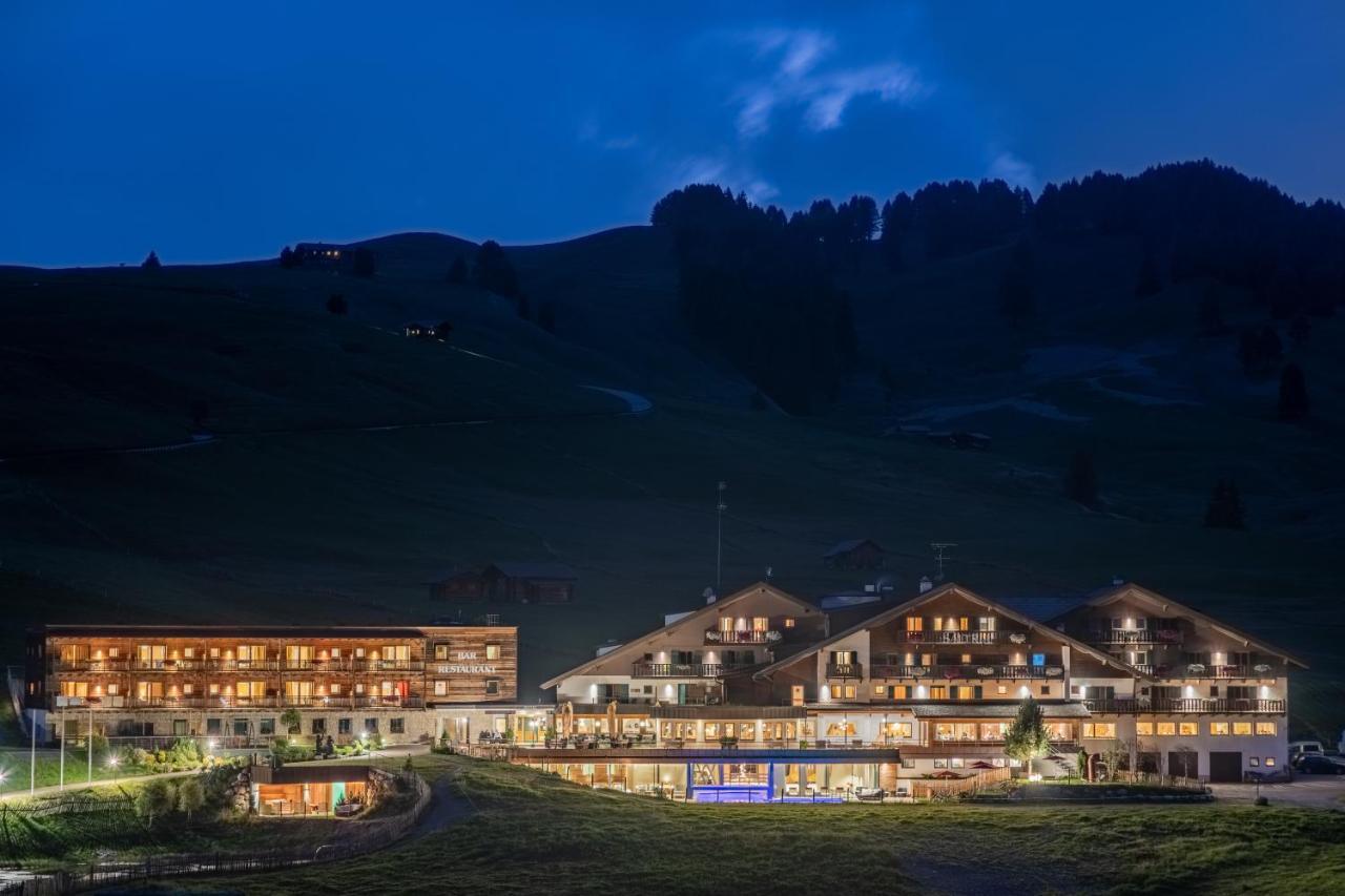 Saltria - Your Alpine Experience Alpe Di Siusi Exterior foto